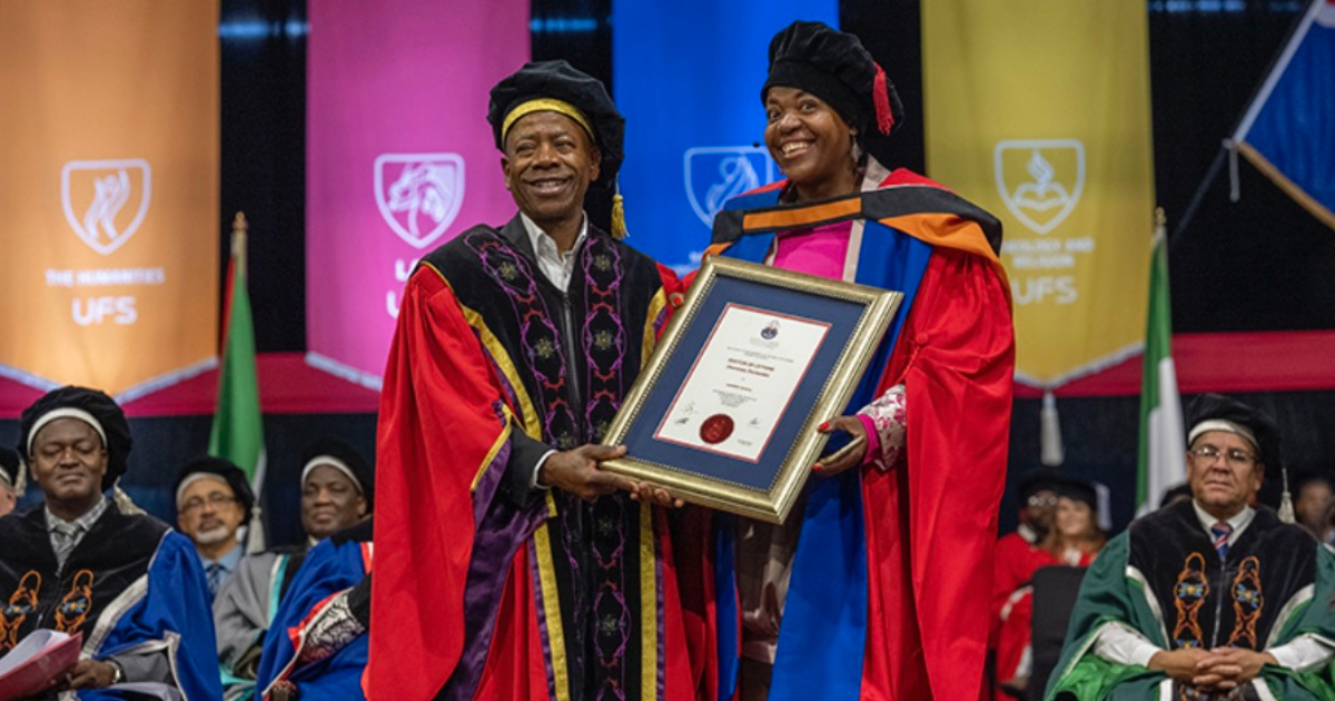 Zukiswa Wanner Receives Honorary Doctorate From the University of the Free State