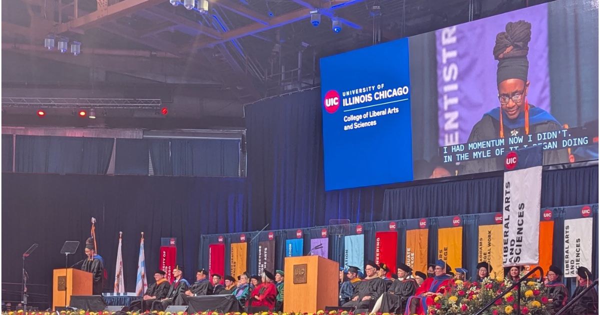 Sci-Fi Author and University of Illinois Chicago Alumna Nnedi Okorafor Delivers Empowering Commencement Address to 10,000 Graduates